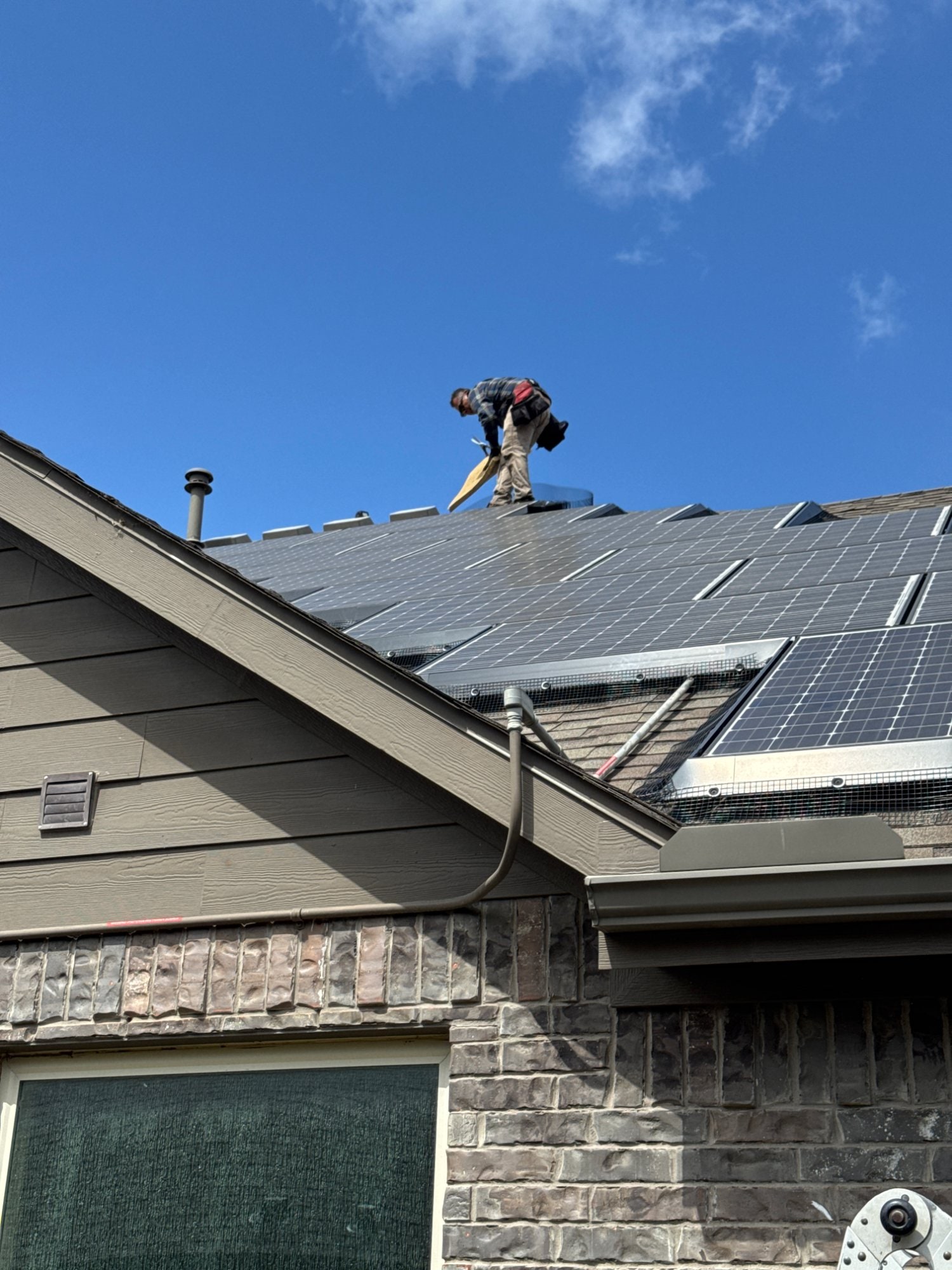 Solar Panel System Tune-Ups service for Anna, Texas homeowners by  Sun Day Solar Panel Services LLC. - professional solar in Anna