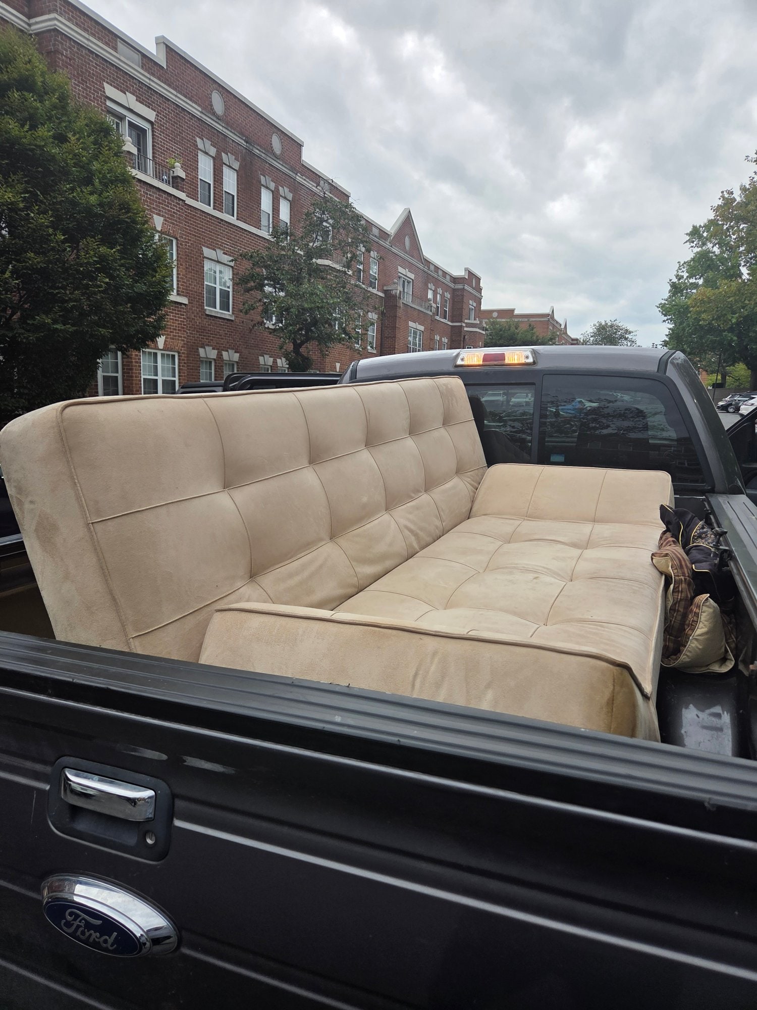 Professional Hoarding Cleanup service by Big Bolu Haulage Service in Pikesville, MD - licensed and insured junk removal contractor
