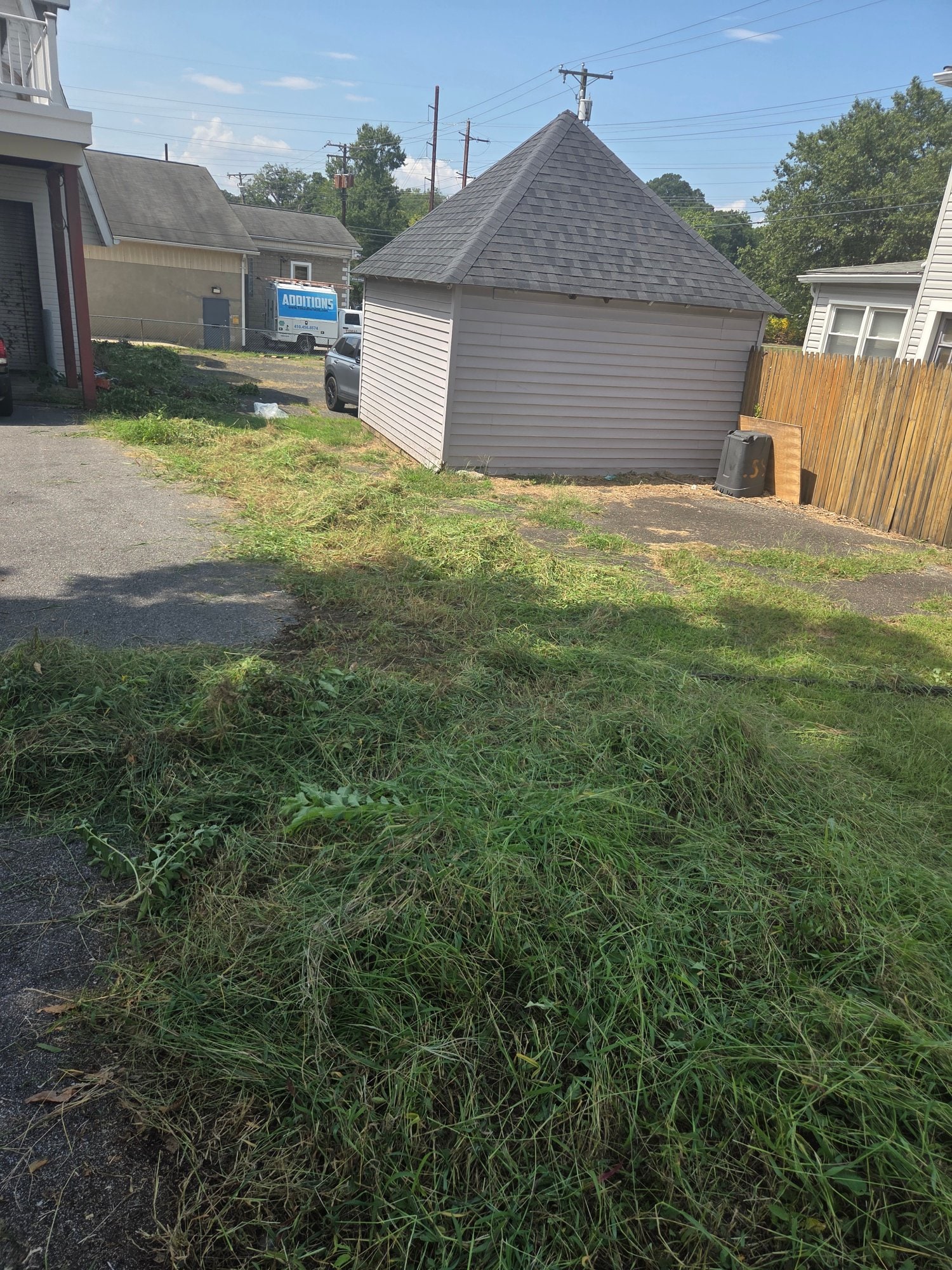 Professional Same-Day Junk Removal service by Big Bolu Haulage Service in Pikesville, MD - licensed and insured junk removal contractor