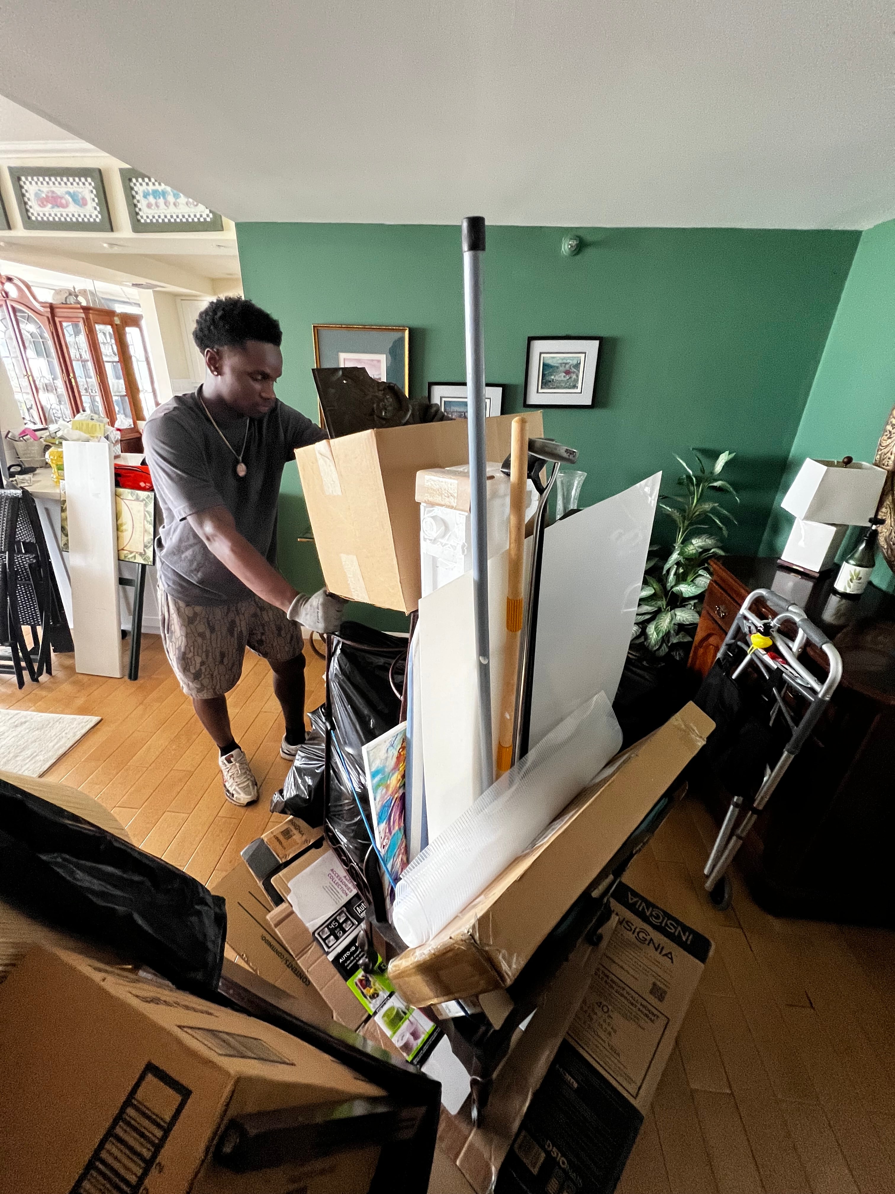 Professional Office Furniture Disposal service by JRMoves in Fort Lauderdale, FL - licensed and insured junk removal contractor