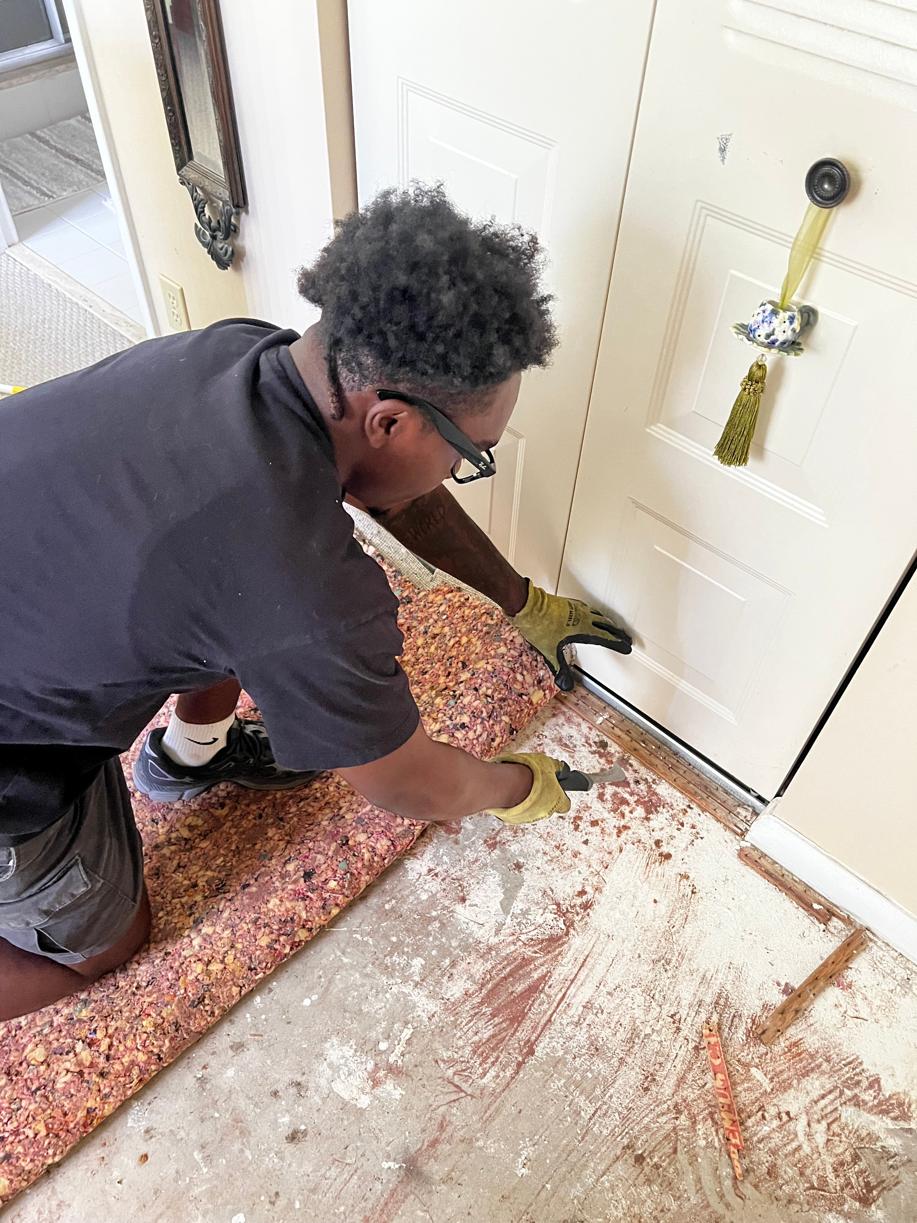Professional Restaurant Equipment Removal service by JRMoves in Fort Lauderdale, FL - licensed and insured junk removal contractor