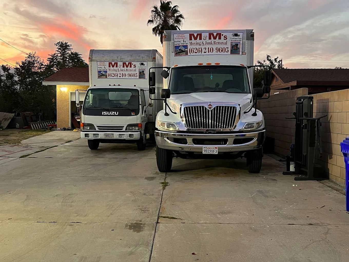 Professional Hoarder Cleanout service by M&Ms Junk Removal & Moving in Fontana, CA - licensed and insured junk removal contractor