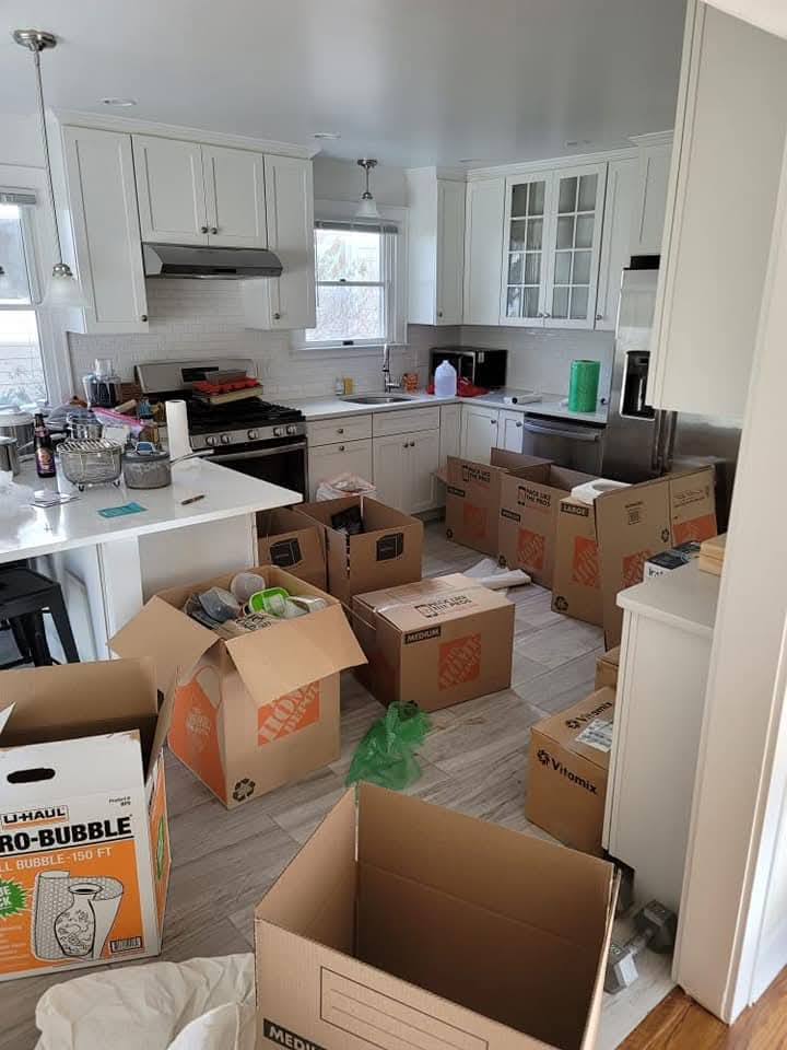 Gavin - founder and owner of Sooo Supreme Movers and Haulage, junk removal expert serving Bridgeport, CT