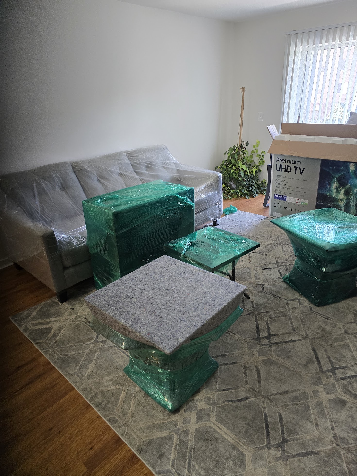 Moving Services in Monroe, CT - licensed and insured junk removal by Sooo Supreme Movers and Haulage