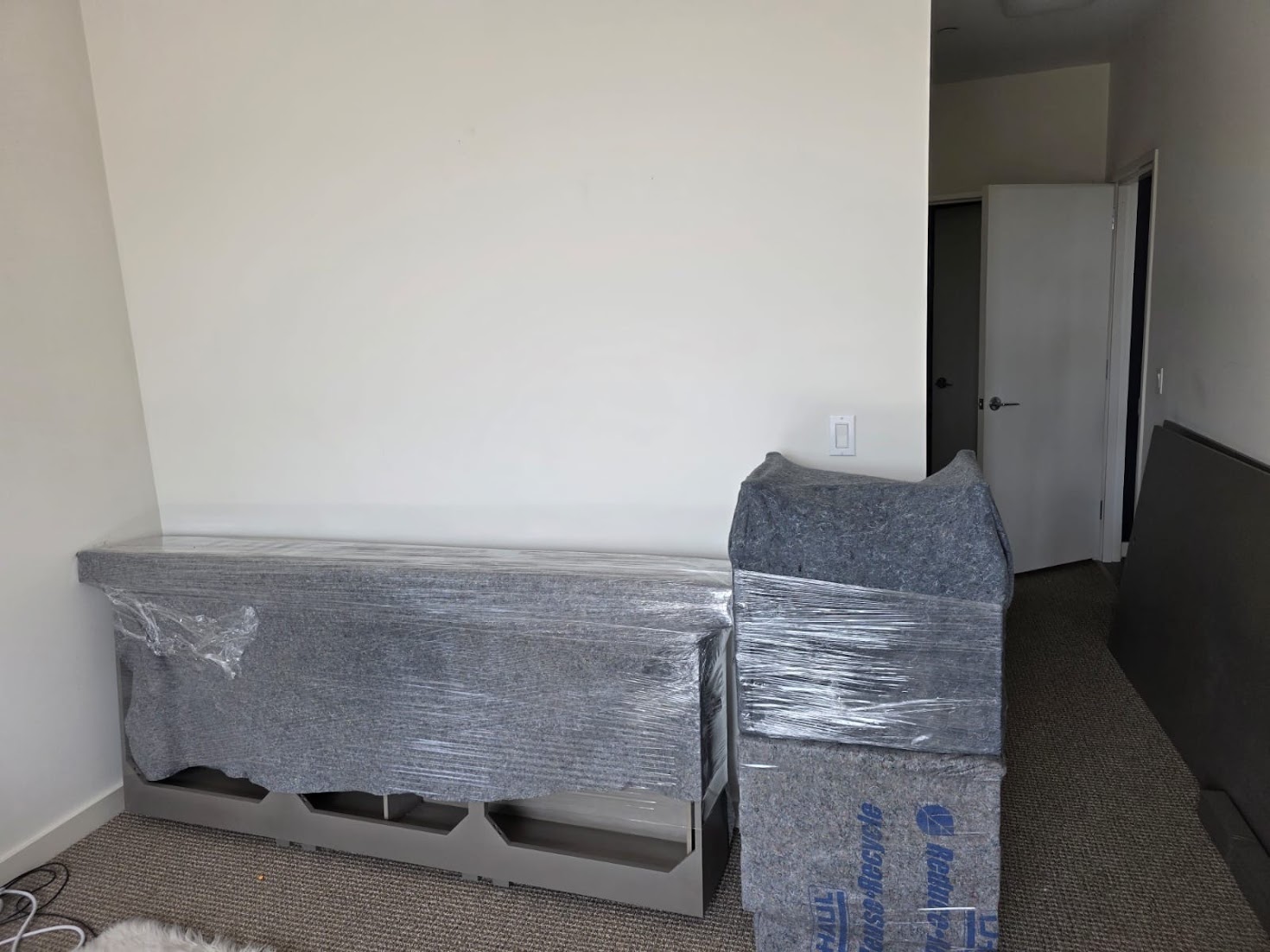 Professional Commercial Office Cleanout service in Bridgeport, CT by Sooo Supreme Movers and Haulage - licensed and insured junk removal experts