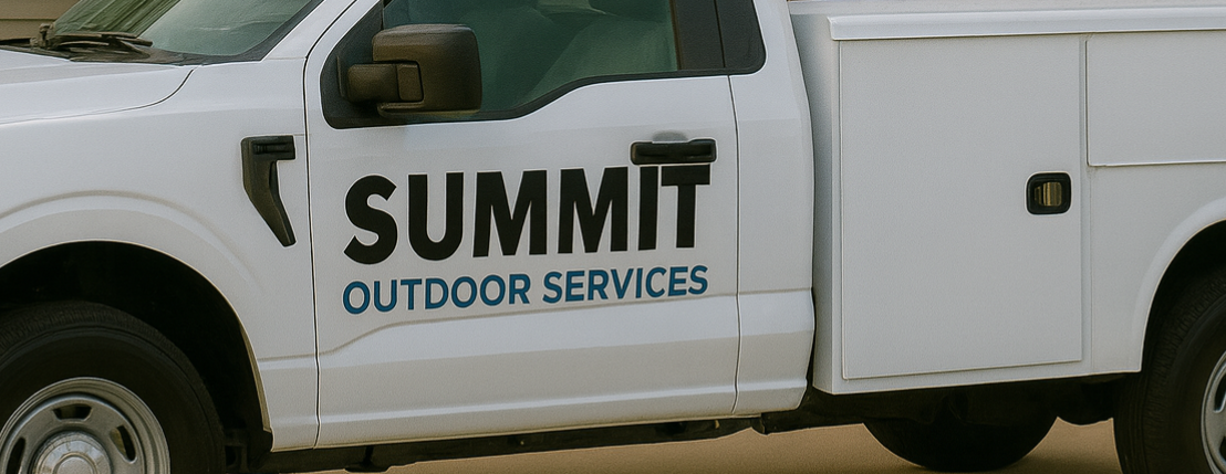 Summit Outdoor Services storefront & sidewalk maintenance