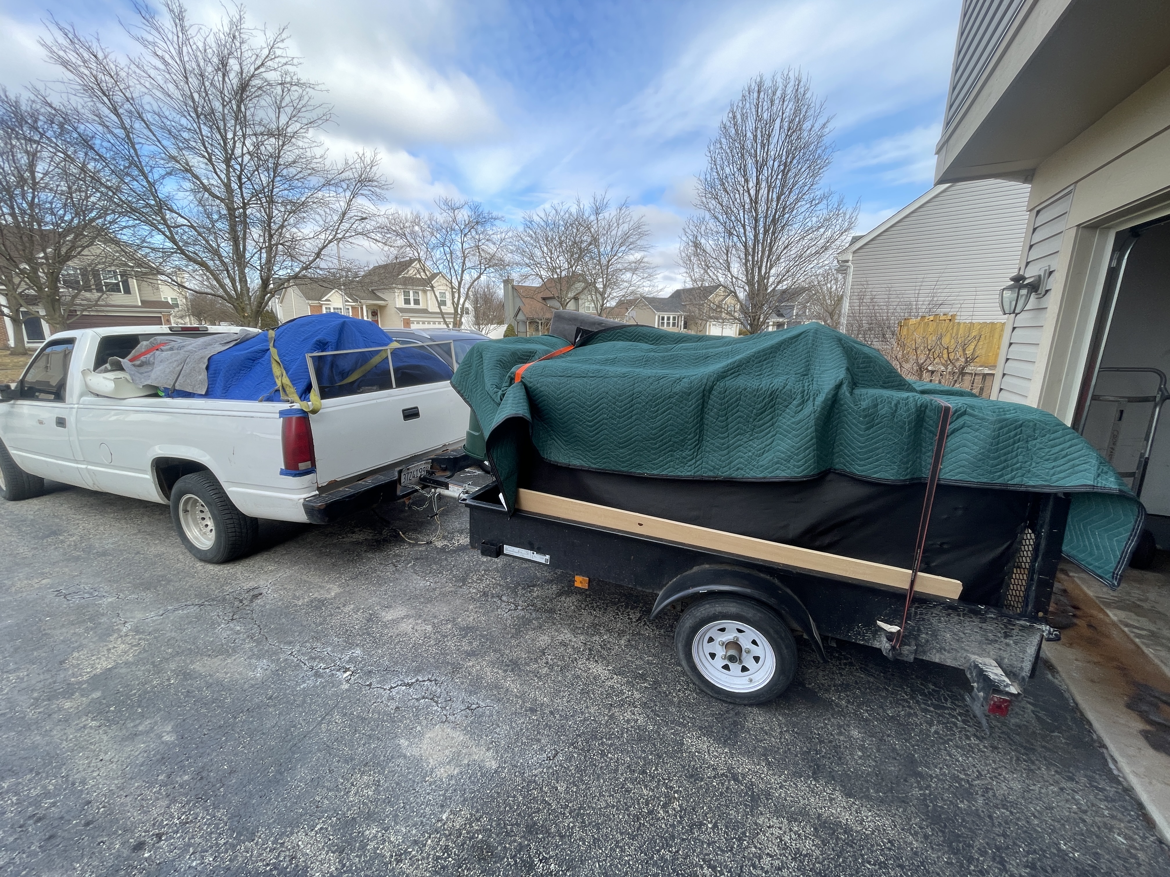 Basement Cleanout Aurora IL