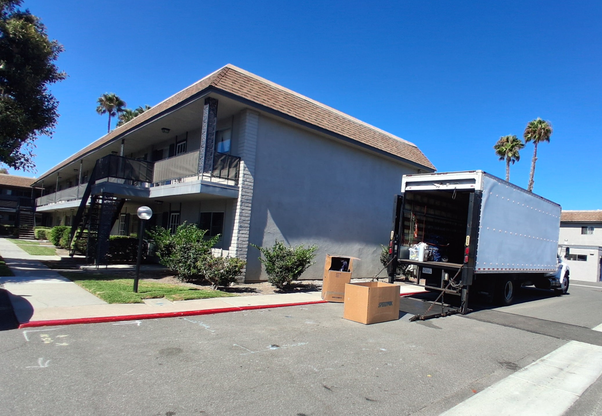Professional House Moving service by Wrap It Pack It Moving in Huntington Beach, California - licensed and insured moving contractor